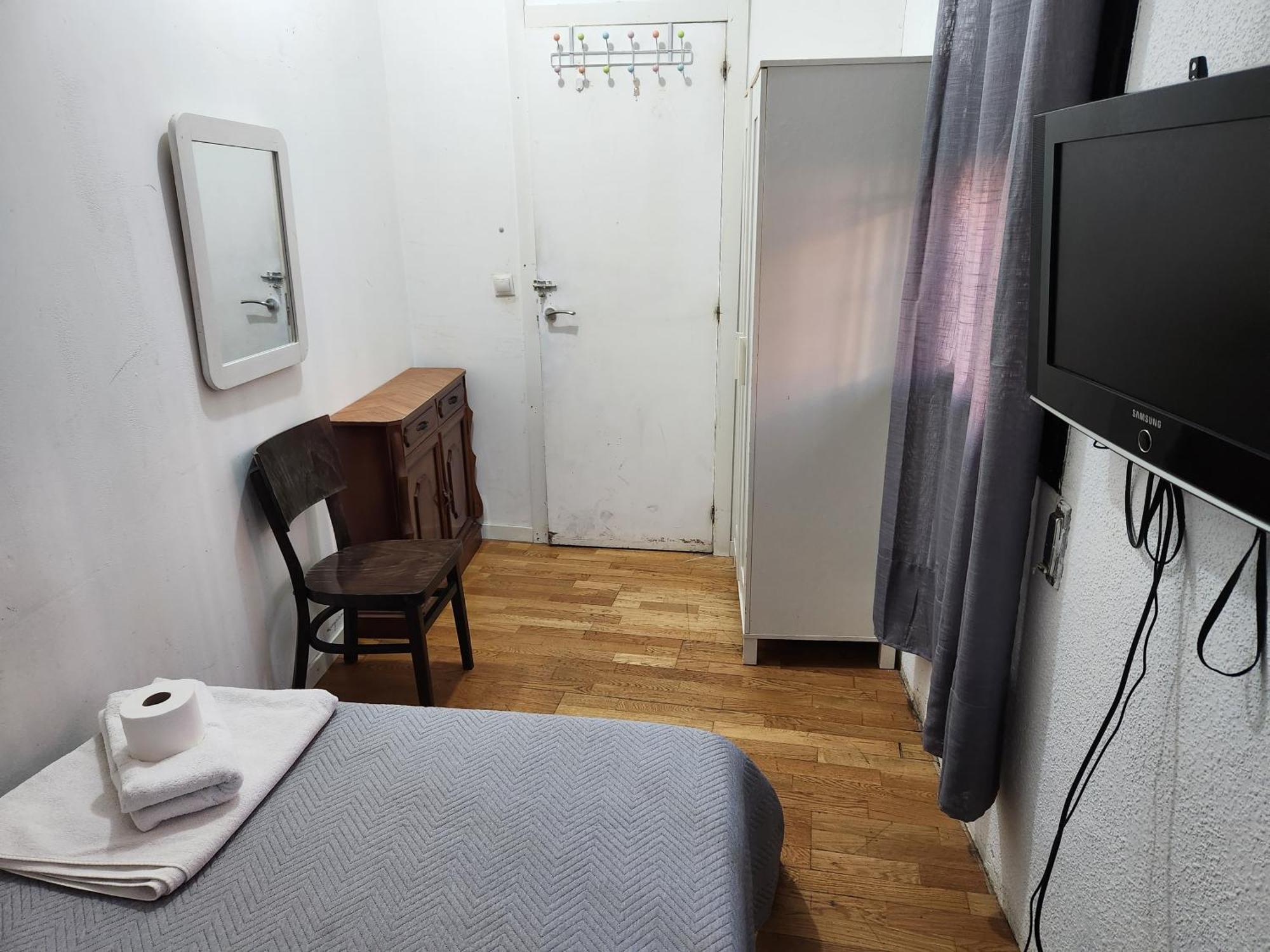 Hostel Pepe Viajes Madrid Dış mekan fotoğraf