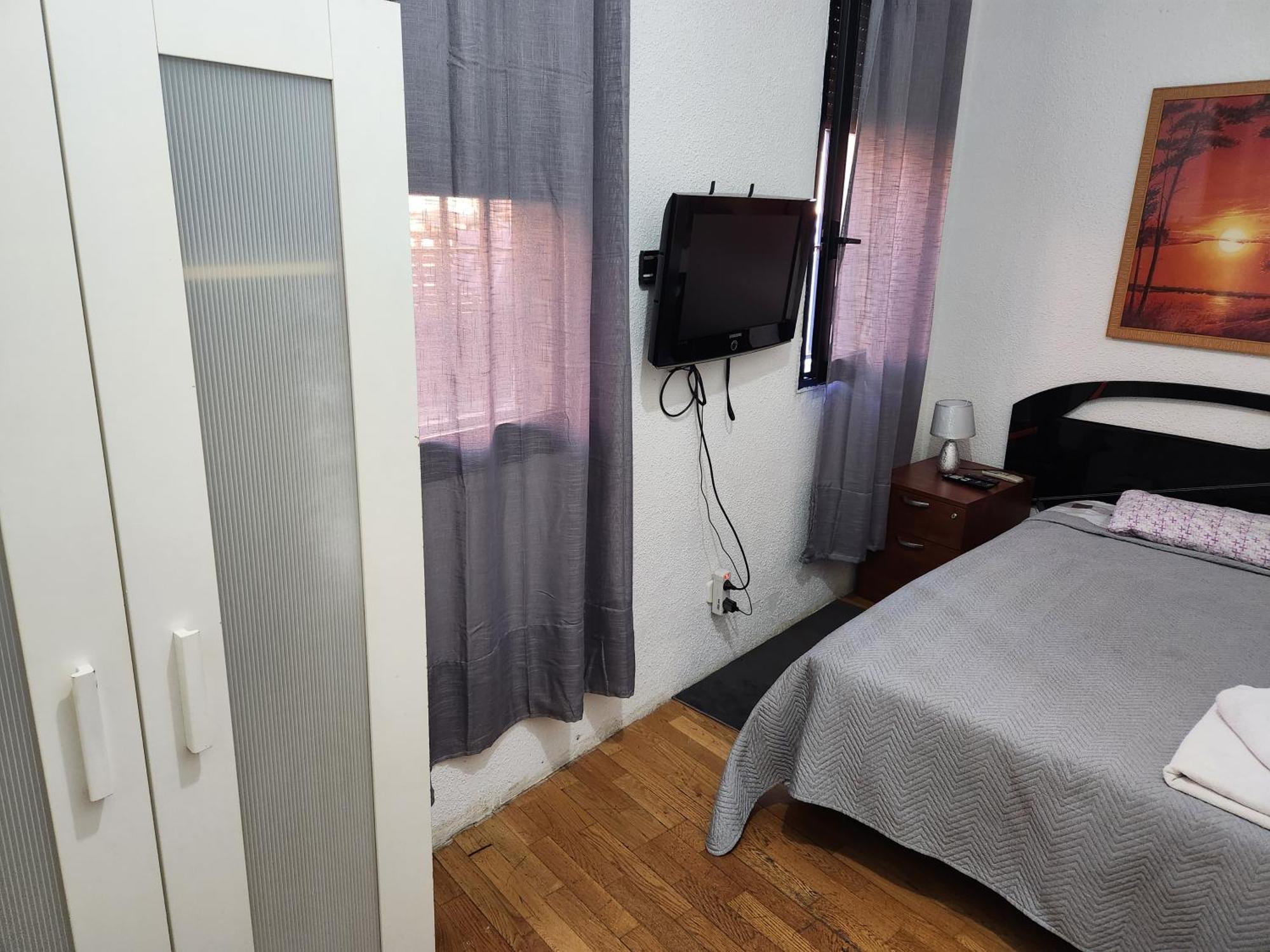 Hostel Pepe Viajes Madrid Dış mekan fotoğraf